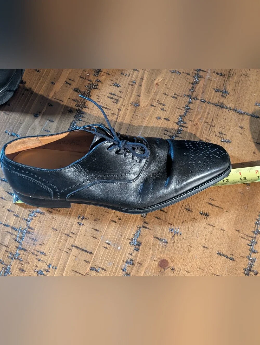 Magnanni 9.5 Black Henio Perforated Oxford